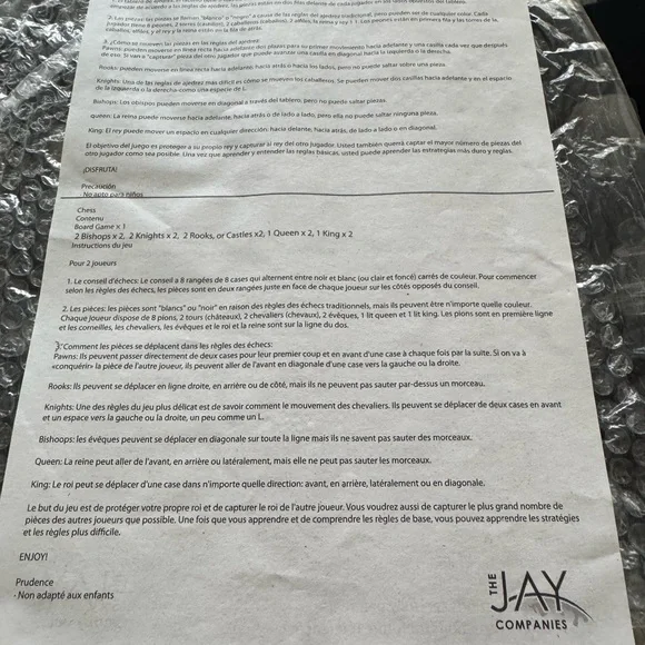 Crystal Clear Chess Game Night in Wood Box - Picture 4 of 11